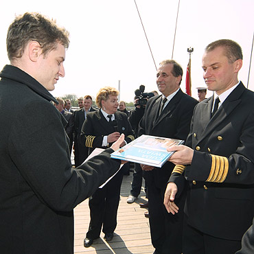 Maturzy�ci ko�czyli szko�� na „Darze M�odzie�y”