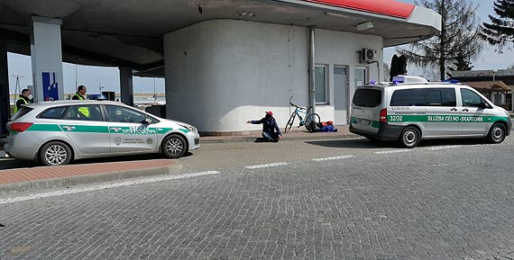 Rowerem przez „zielon� granic�” z pomini�ciem kontroli sanitarnej