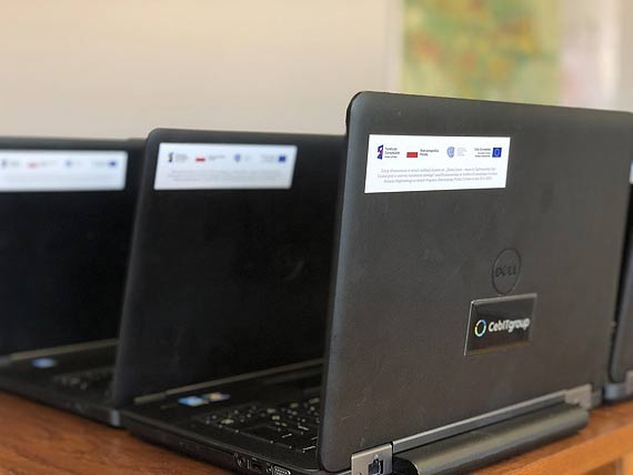 Gmina Świerzno już z laptopami dla uczniów