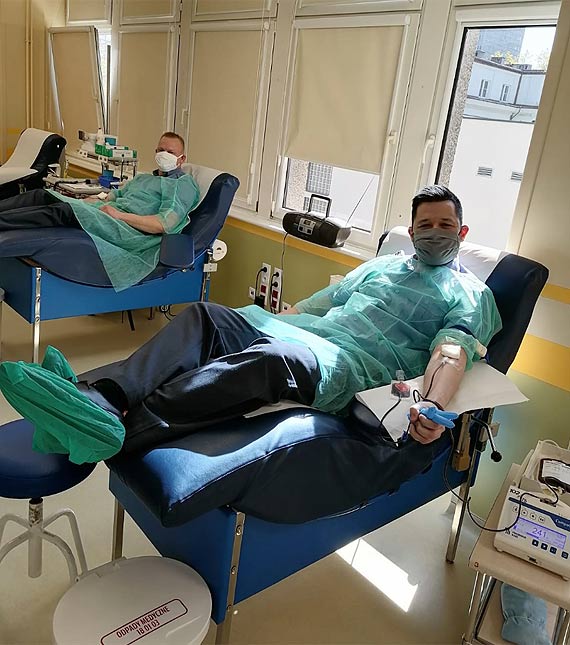 Koronawirus nie jest przeszkod� dla honorowych krwiodawc�w.  Krwi nie mo�na kupi� – nale�y j� odda�