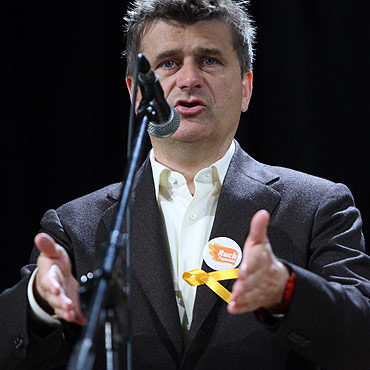 Janusz Palikot zainaugurowa� kampani� wyborcz�