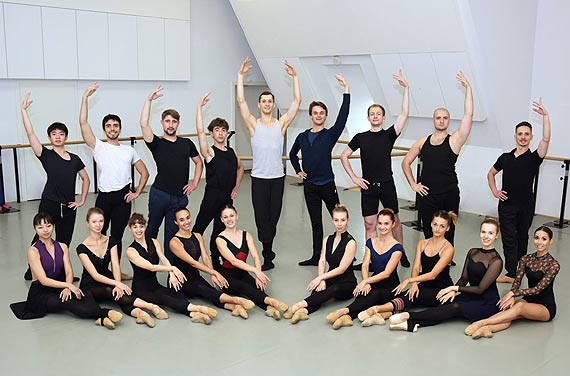 Tancerki Opery na Zamku o swojej mi�o�ci w Mi�dzynarodowy Dzie� Ta�ca