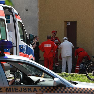 Dwie osoby zmar�y na ulicy