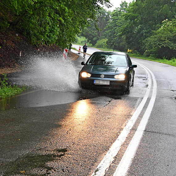 Potrzebna korekta poziomów nowej ścieżki rowerowej w Międzyzdrojach