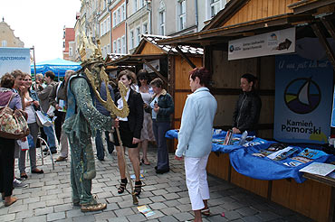 Kamie� Pomorski promowa� si� w Opolu