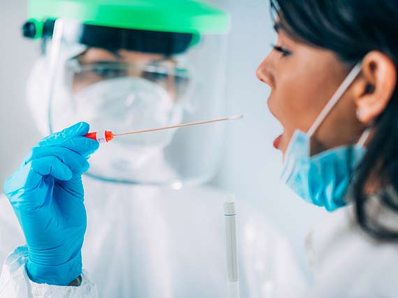 Zaka�enia wirusem SARS-CoV-2. Stan na godz: 10:00