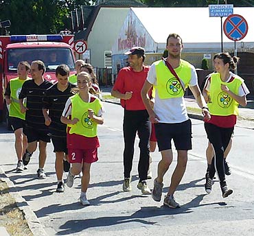 Dziwnów: Biegną 3,5 tys. kilometrów wzdłuż granic Polski