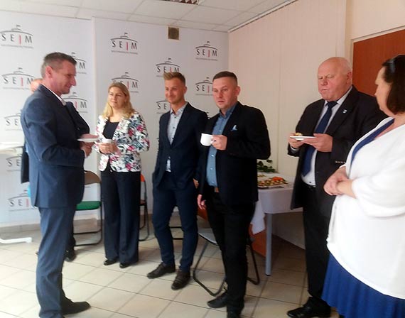 Artur cki ma swoje biuro poselskie w Kamieniu Pomorskim