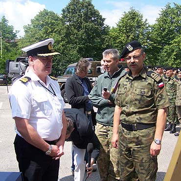 Saperzy z Dziwnowa rozminowali pla�� w Ko�obrzegu. Znale�li m.in. pociski i granaty