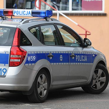 Mi�dzyzdroje: Niecierpliwy klient wybi� szyb�. Trafi� do aresztu