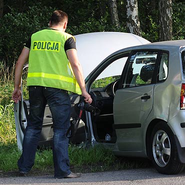 Wypadek busa z pasa�erami. S� ranni!