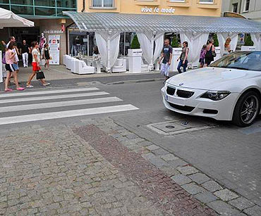 Międzyzdroje: Gdy ma się pieniądze, można mieć miejsce parkingowe