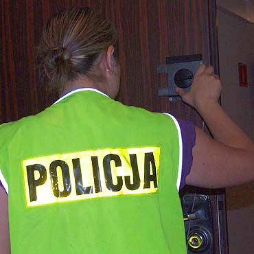 Kamie� Pom.: Nie zamkn�a mieszkania na klucz. Z�odziej wykorzysta� okazj�
