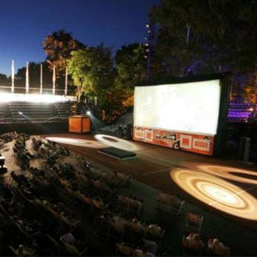 Kamie� Pomorski: Letnie Kino Orange pod go�ym niebem
