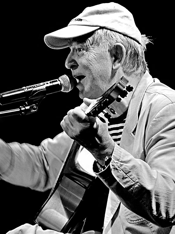 Bez niego Festiwal Piosenki Morskiej Wiatrak już nigdy nie będzie taki sam. Nie żyje Jerzy Porębski
