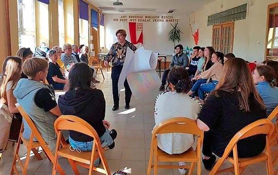 Międzypokoleniowe warsztaty w kamieńskim Liceum 07.10.2021