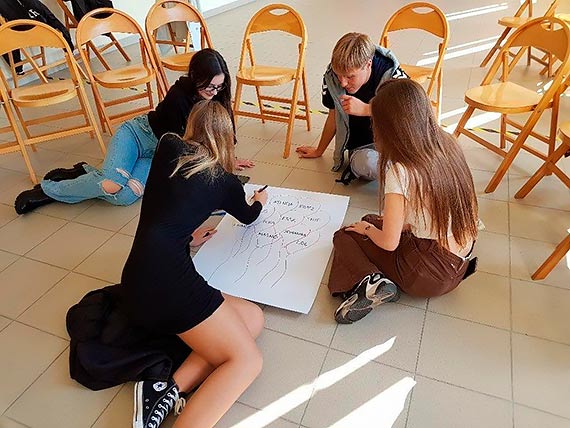 Międzypokoleniowe warsztaty w kamieńskim Liceum 07.10.2021