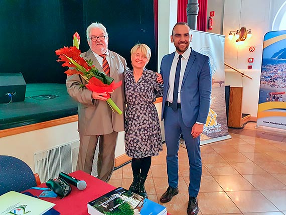 Piąte Urodziny Nadmorskiego Uniwersytetu Trzeciego Wieku w Międzyzdrojach