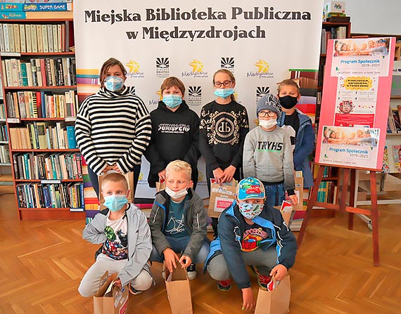 II akcja wydawania pakietów plastycznych w ramach „Kreatywnych warsztatów w Twoim domu” za nami!