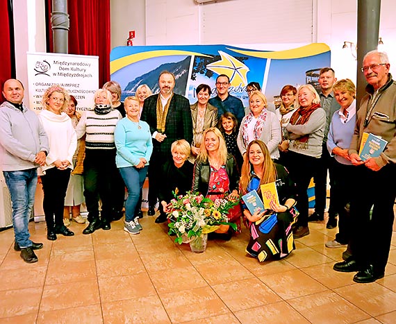 „Odczarować rutynę” – spotkanie autorskie z Magdaleną Kuszewską