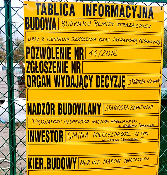 Z małym poślizgiem ruszyła budowa remizy w Lubinie