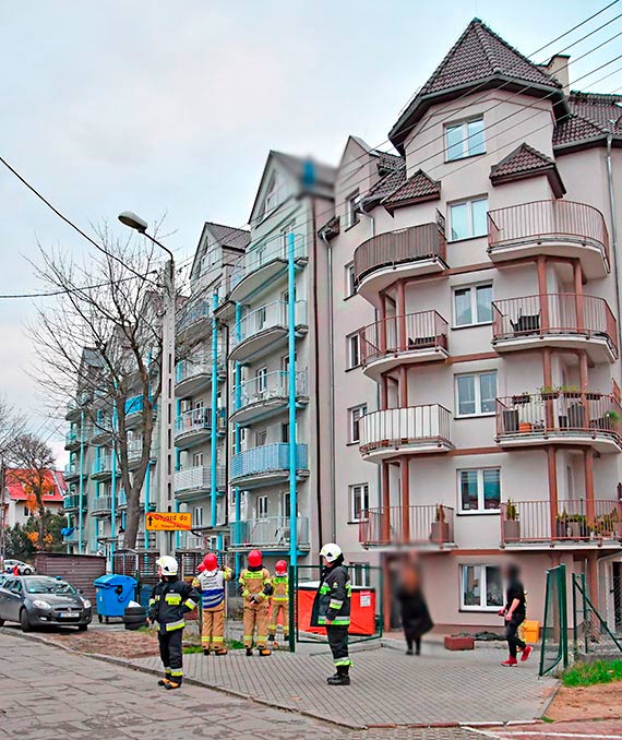 W Międzyzdrojach mężczyzna skoczył z dachu! 30 - latek nie żyje!