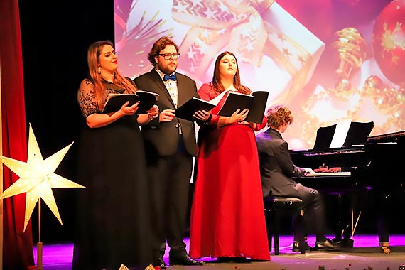 Świąteczny koncert kolęd w Międzynarodowym Domu Kultury
