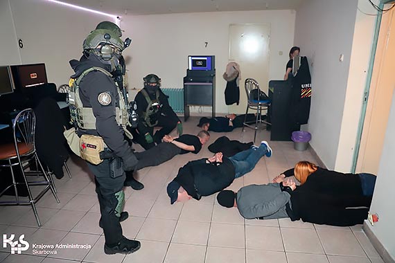 Trzy nielegalne salony hazardowe zamknięte w Szczecinie