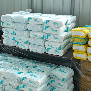 Chia�a przemyci� 40 tys. pieluszek