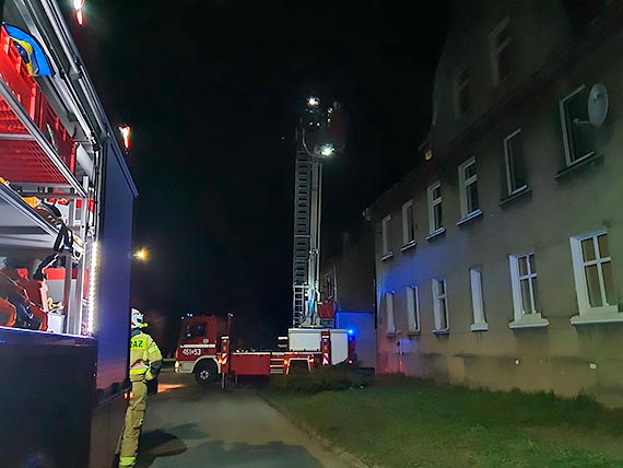 Pożar i ewakuacja z budynku przy ulicy Dworcowej w Golczewie