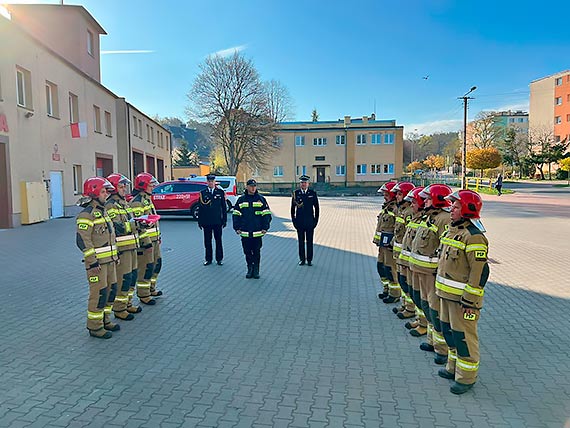 Dzień Flagi u strażaków w Kamieniu Pomorskim oraz Międzyzdrojach