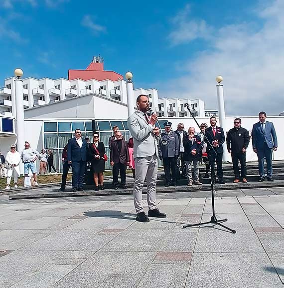 BIAŁO – CZERWONA w Międzyzdrojach