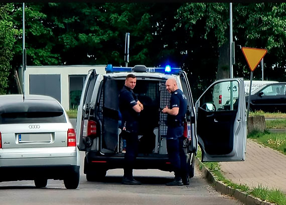 Poszukiwani mężczyźni zatrzymani przez kamieńskich funkcjonariuszy