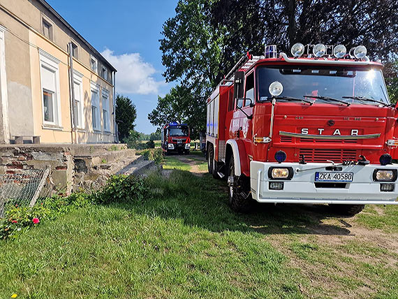 Jednostka OSP Świerzno pomogła w otwarciu mieszkania