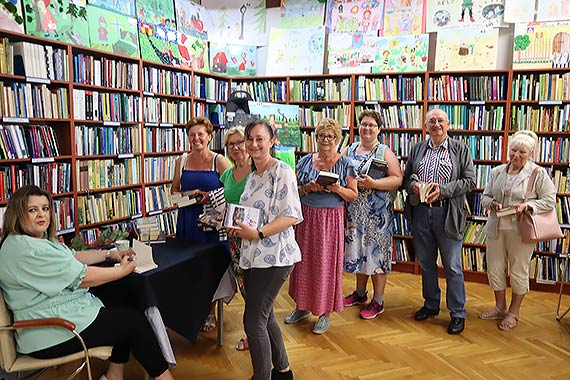 Pisanie z pasją – spotkanie z Joanną Jax w międzyzdrojskiej bibliotece