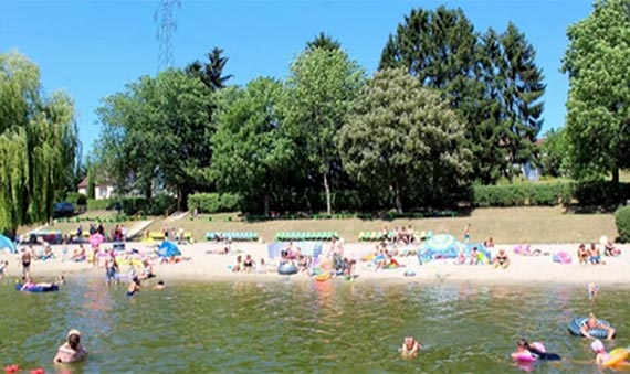 Godziny otwarcia kąpieliska miejskiego w Golczewie