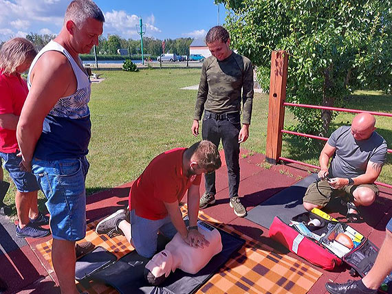 Chc ratowa ludzkie ycie. Kandydaci na ratownika SAR pojawili si w Dziwnowie