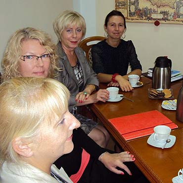 Wolin: Wr�czono akt mianowania nauczycielom
