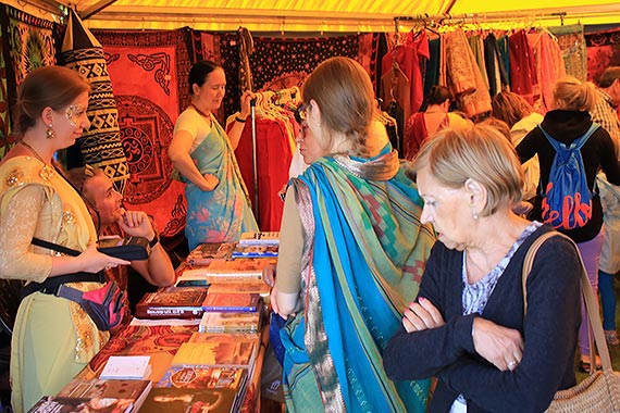 Festiwal Indii ożywił promenadę. Międzyzdroje nie mogą narzekać na brak gości