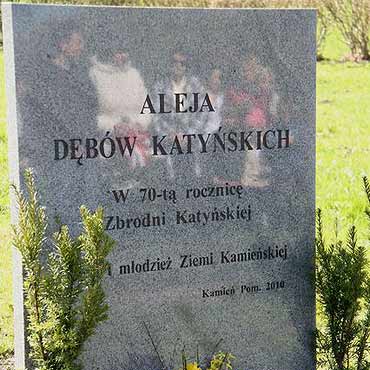 Kamie� Pomorski: Uroczysto�� przy Tablicy Katy�skiej