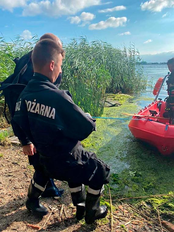 Trwa akcja poszukiwawcza mężczyzny, który wypadł z jachtu