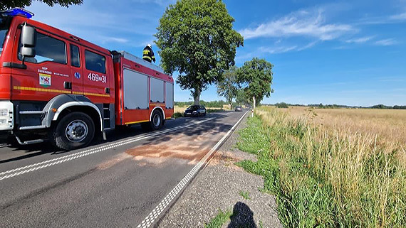 Jednostka OSP wierzno zostaa zadysponowana do plamy oleju
