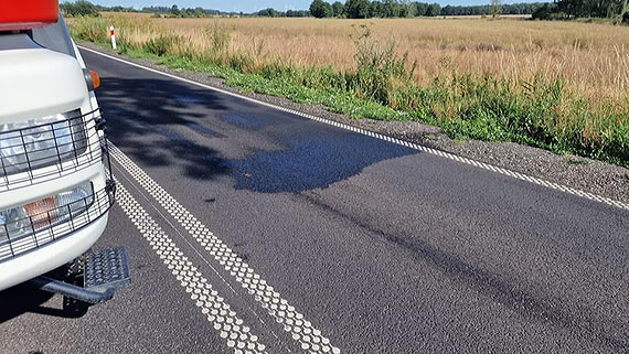 Jednostka OSP wierzno zostaa zadysponowana do plamy oleju