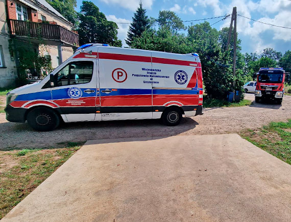Zatrzymanie krenia powodem przyjazdu straakw i pogotowia.  61 - letniego mczyzny nie udao si uratowa