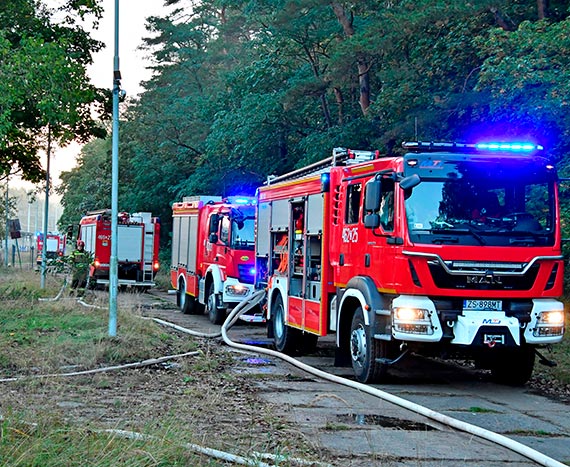 Poar domkw przy ulicy Za Torem w Midzyzdrojach