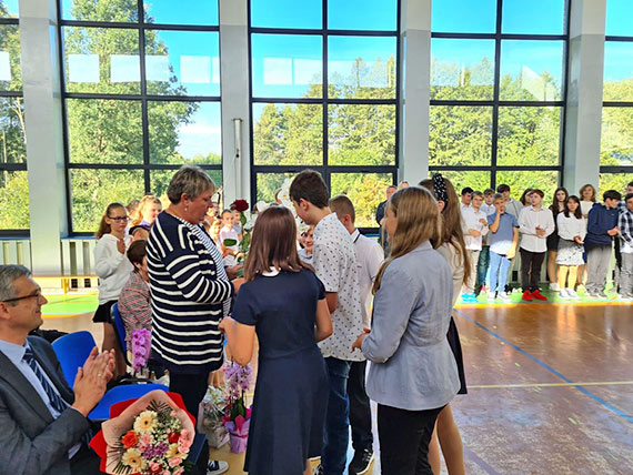 „Zamiast pożegnań, niech płyną słowa. Niech piękne będzie dziękowanie…”