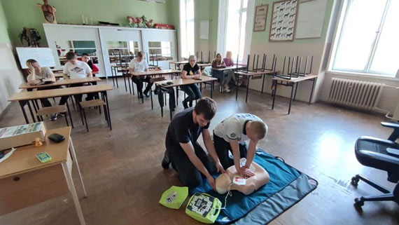 „Kurs Prawo Jazdy Kategoria B” dla uczniów Zespołu Szkół Ponadpodstawowych w Benicach