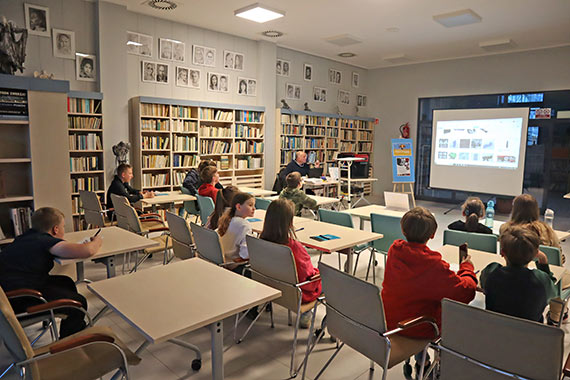 IV zajęcia w ramach projektu „Międzyzdrojska Biblioteka Przyszłości - szkolenia, warsztaty, zabawa z drukarkami 3D dla dzieci i młodzieży” – Program Społecznik na lata 2022-2024”