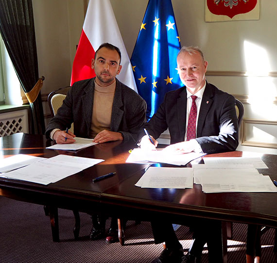 Fundusze PROW dla rozwoju lokalnych spoecznoci. Podpisanie umw w Wolinie