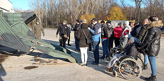 Podopieczni WTZ z PSONI Koło w Kamieniu Pomorskim z wizytą u żołnierzy